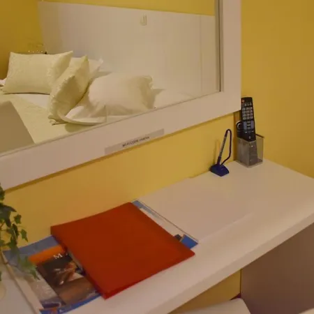 Room In Bb - Room For 2 Persons In Villa Riva Konukevi