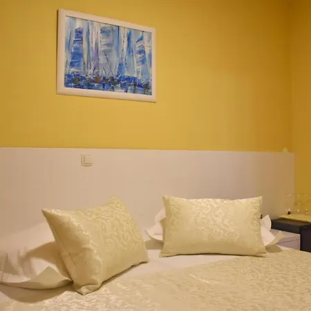 Konukevi Room In Bb - Room For 2 Persons In Villa Riva