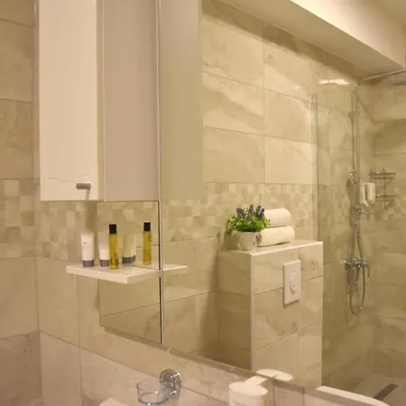 Room In Bb - Room For 2 Persons In Villa Riva Konukevi Makarska