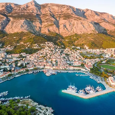 Konukevi Room In Bb - Room For 2 Persons In Villa Riva Makarska